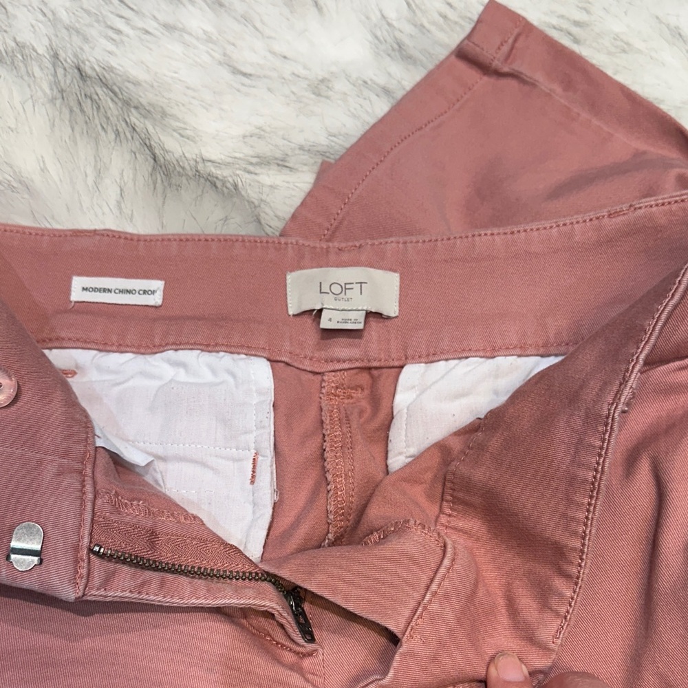 Modern cropped chino - Picture 2 of 3